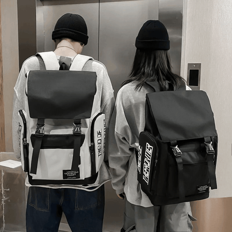 型男潮女雙肩包